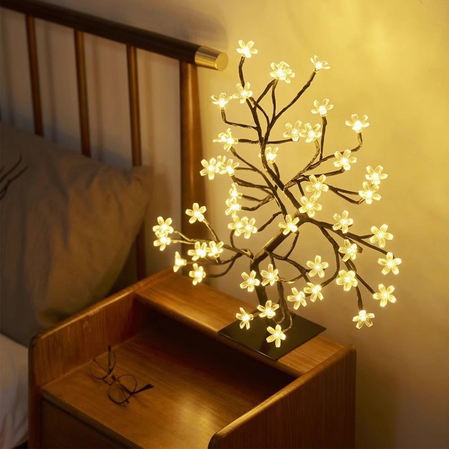 MAS-2651 Masdio Spring Blossom Bedside Table Lamp