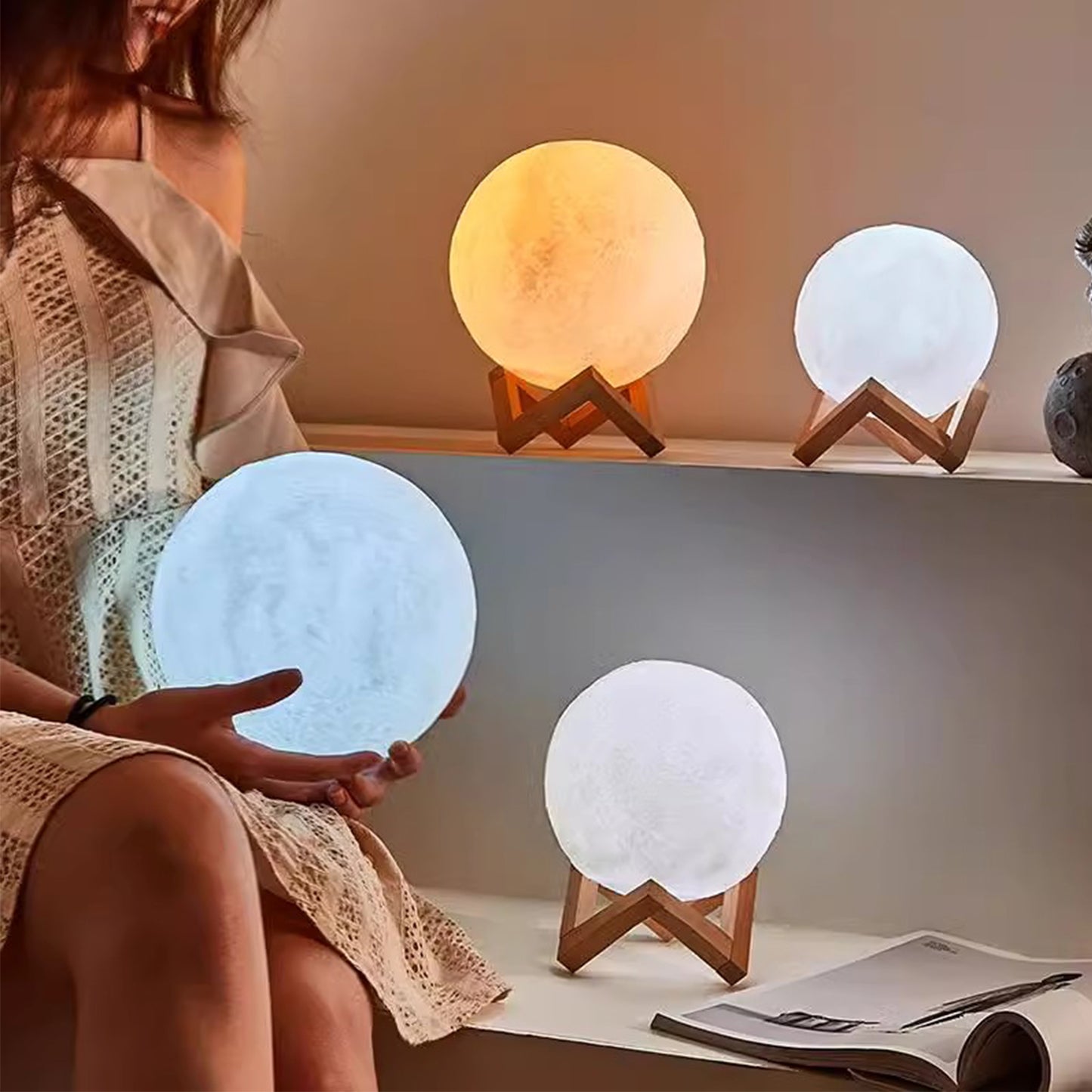 MAS-2677 Masdio Full Moon Bedside Lamp