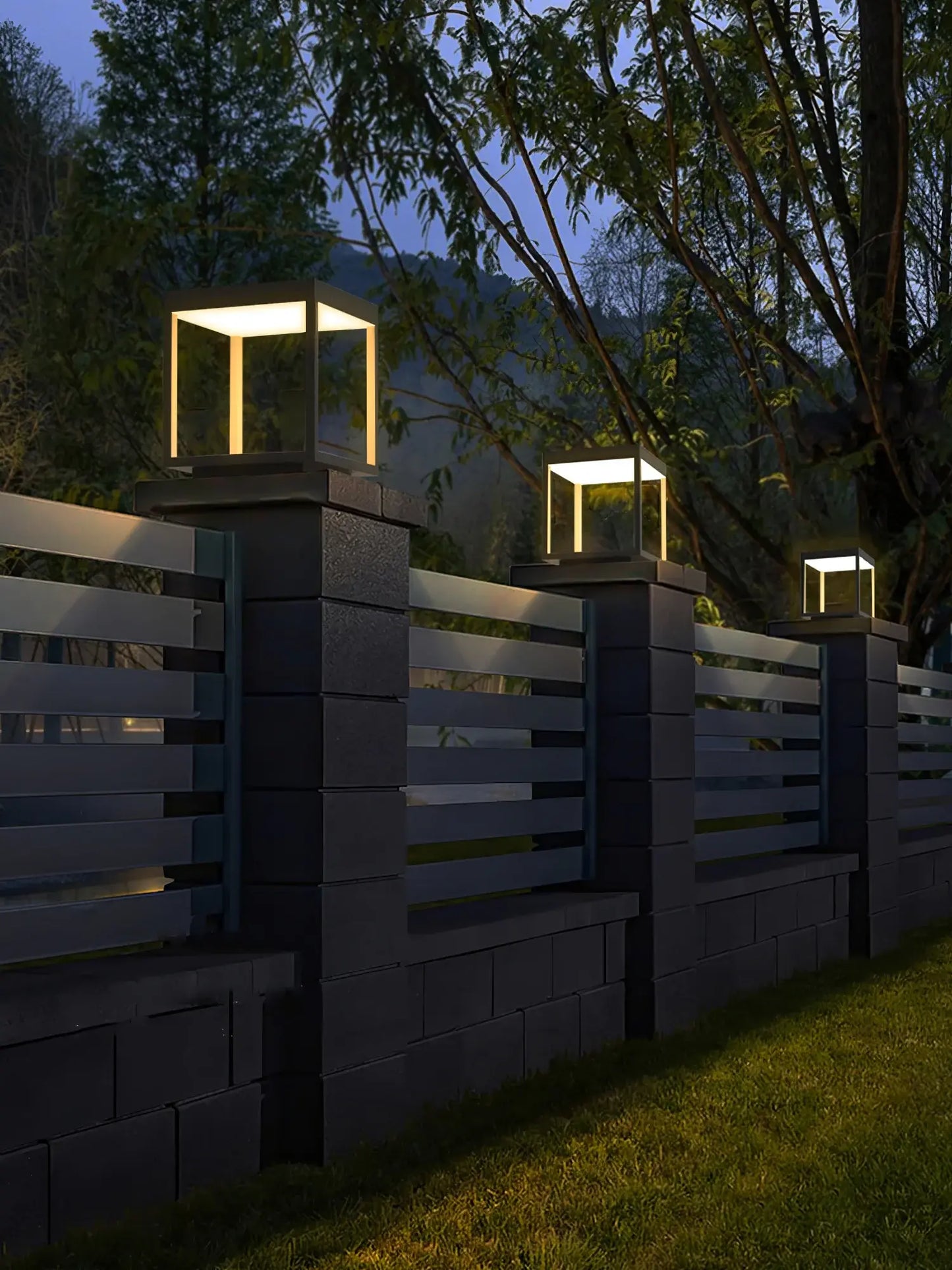 Masdio Square Frame Fence Post Garden Light Masdio