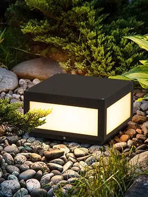 Masdio Solar Outdoor Modern Post Light Masdio