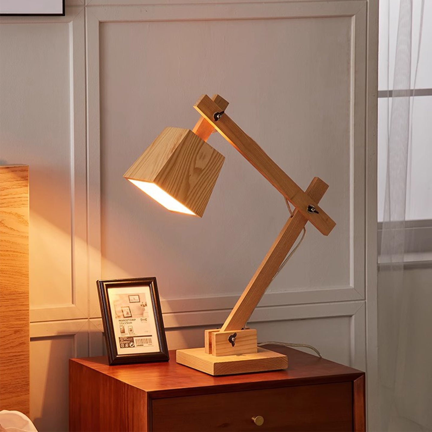 MAS-2616 Masdio TOMA Scandinavian Table Lamp