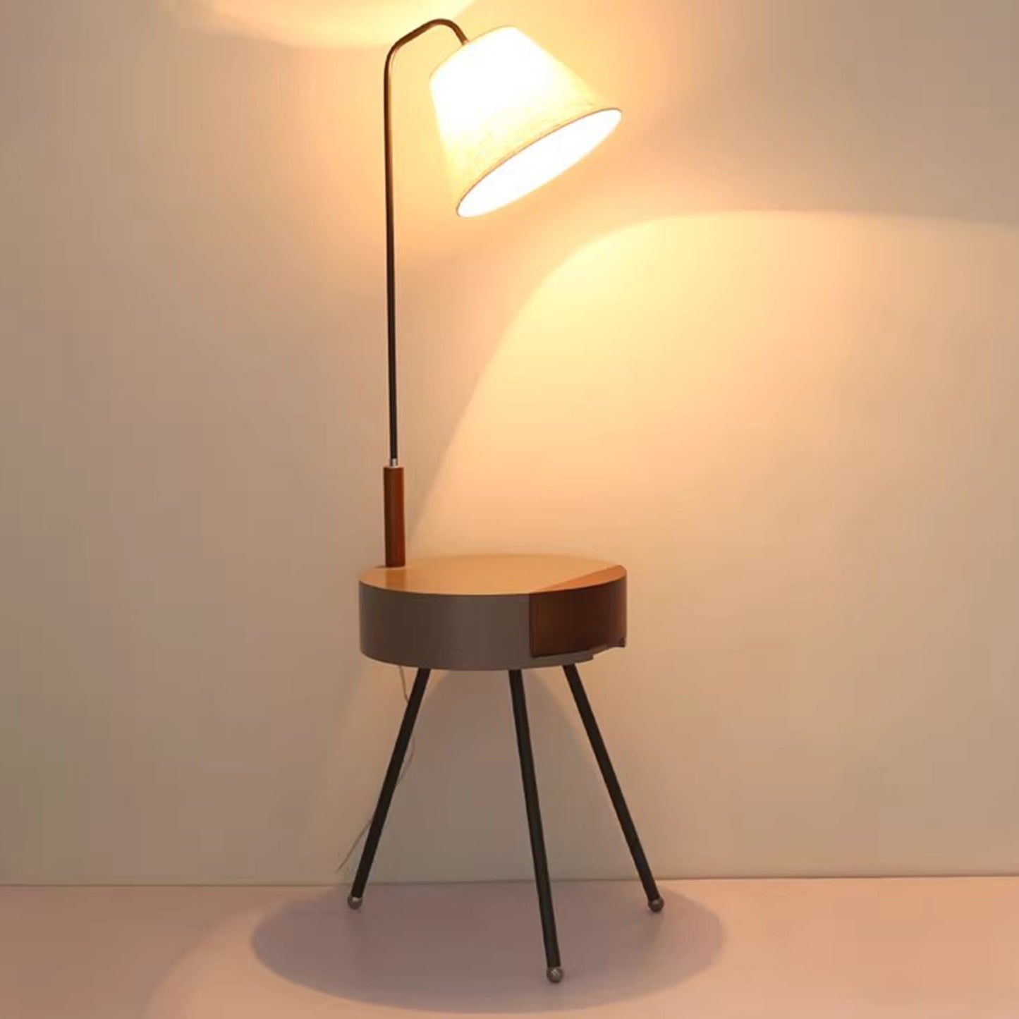 MAS-2626 Masdio VONN Scandinavian Side Table Lamp