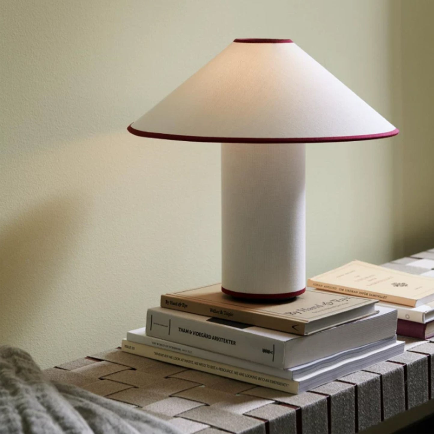 MAS-4161 Masdio Modern Table Lamp Masdio