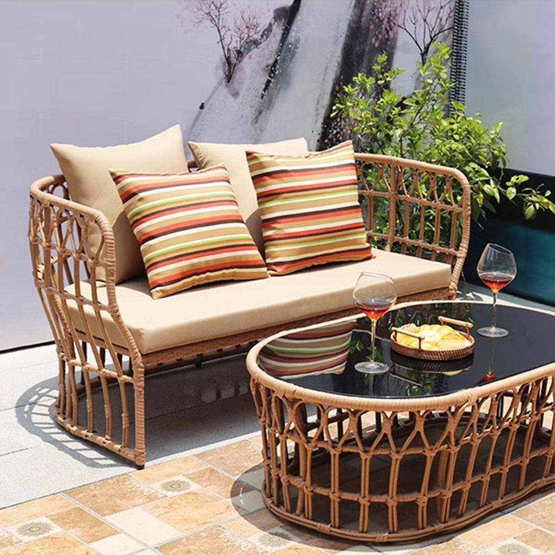 Outdoor Rattan Chair and Table