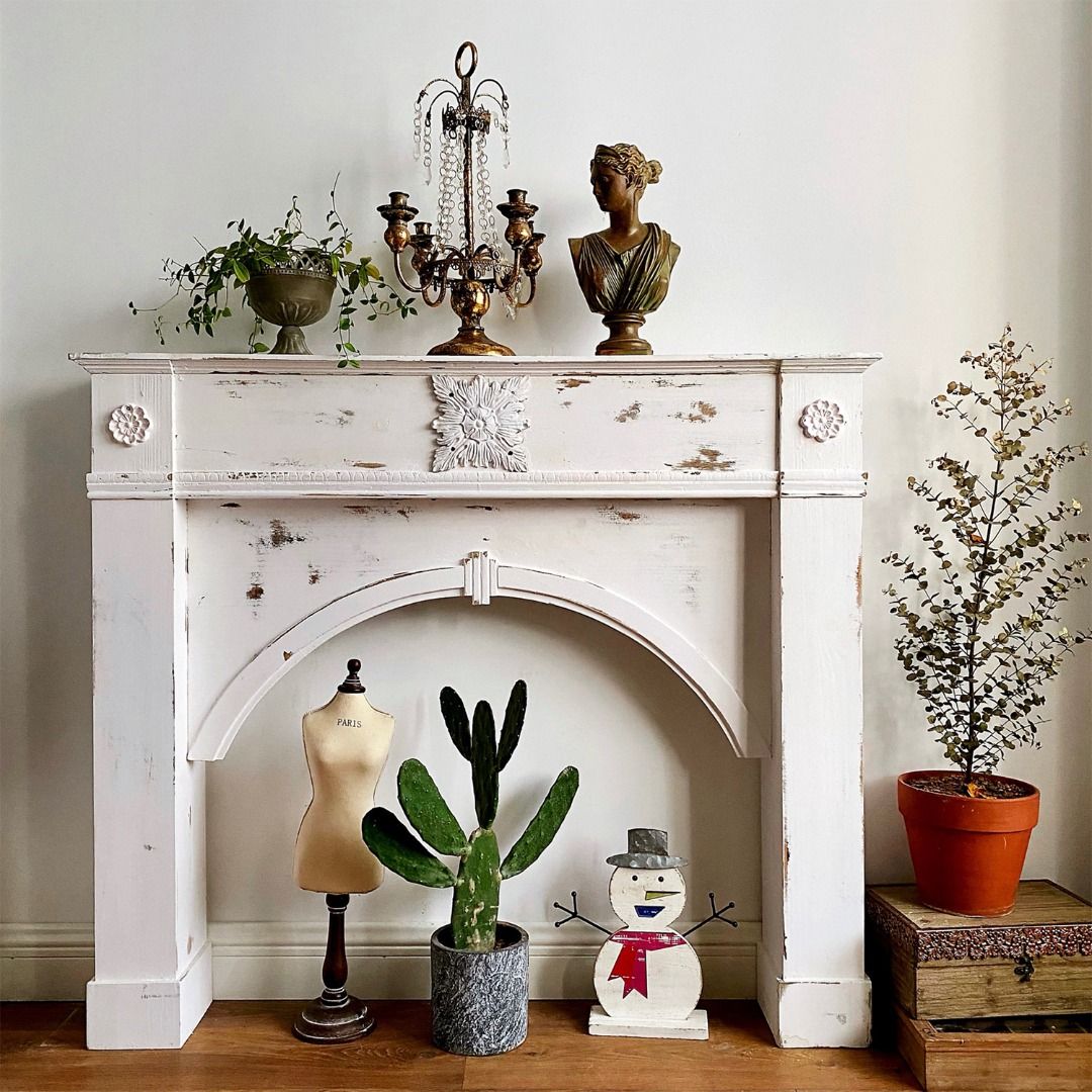 Masdio Sophisticated Fireplace Mantel Console Table