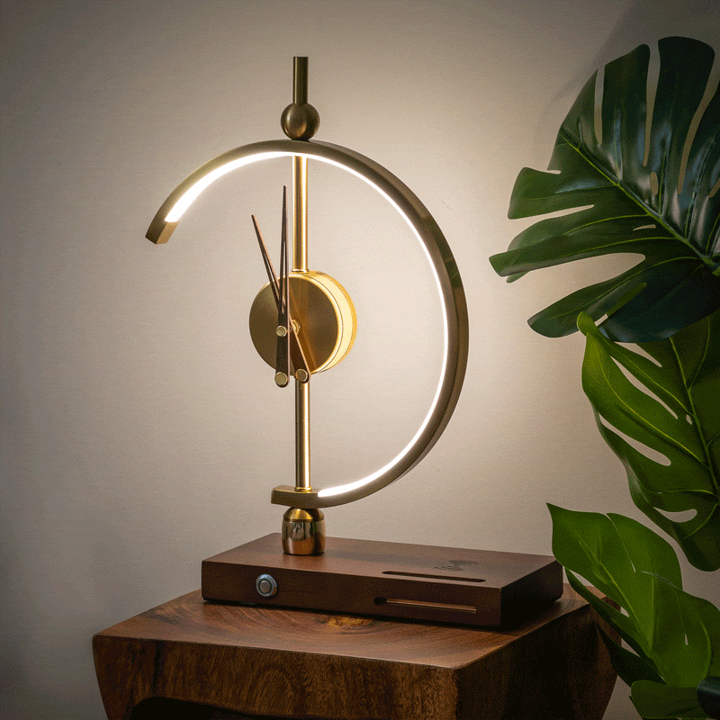 Clock with Charging Lamp